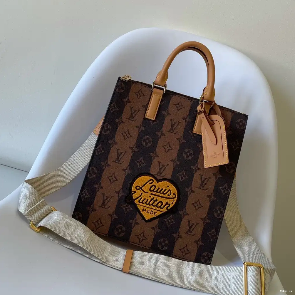 PLAT VUITTON CROSS LOUIS SAC 0604